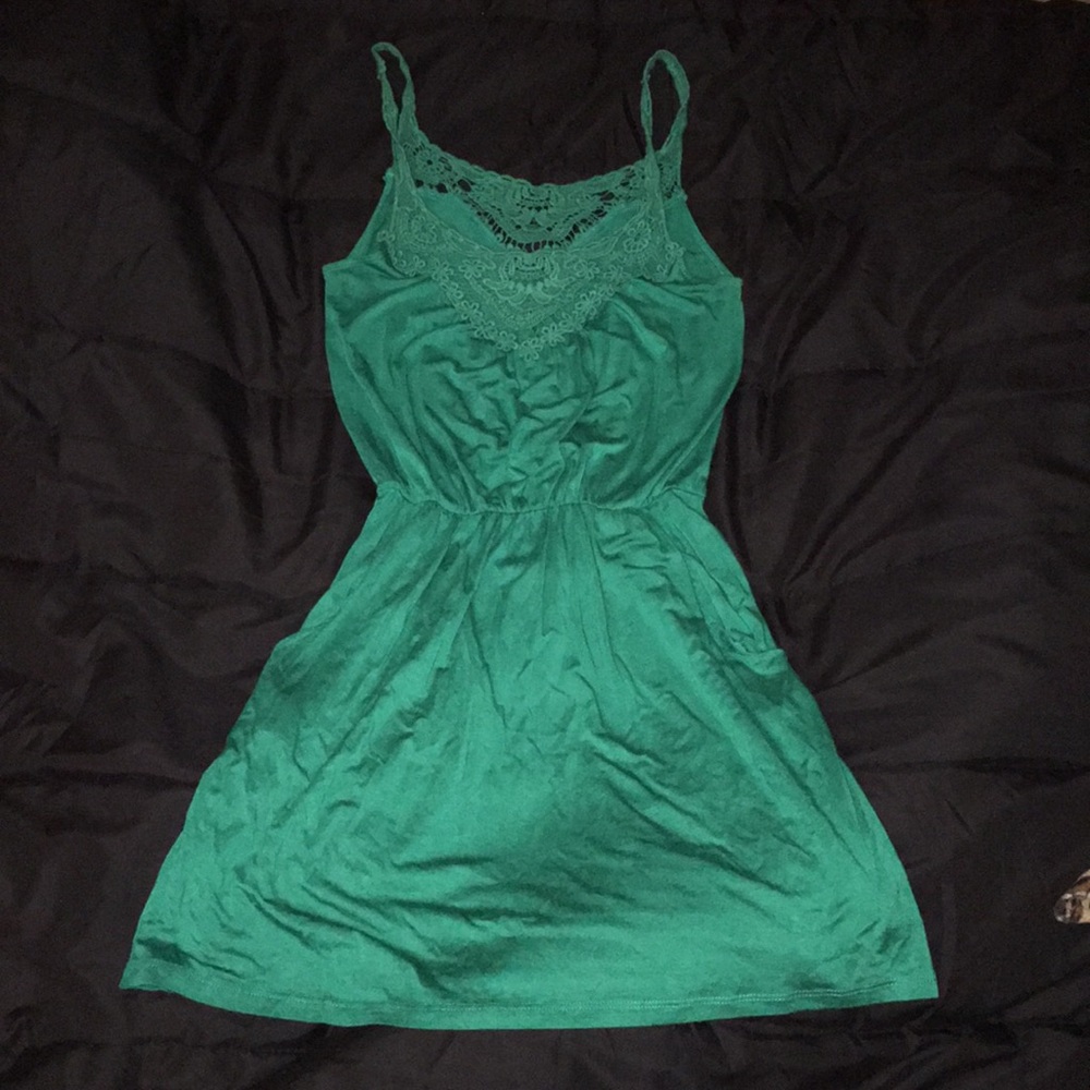 Flowy Pocket Dress (Green)